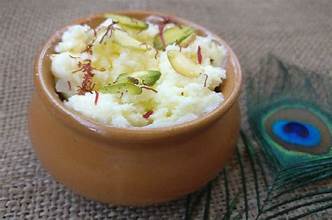 Delicious Makhan Mishri Recipe: A Quick and Sweet Indian Treat