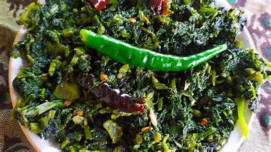 Shak Bhaja: Crispy Fried Greens Bursting with Flavor