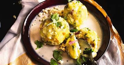 Aloo Seddho: Bengali Mashed Potato Delight